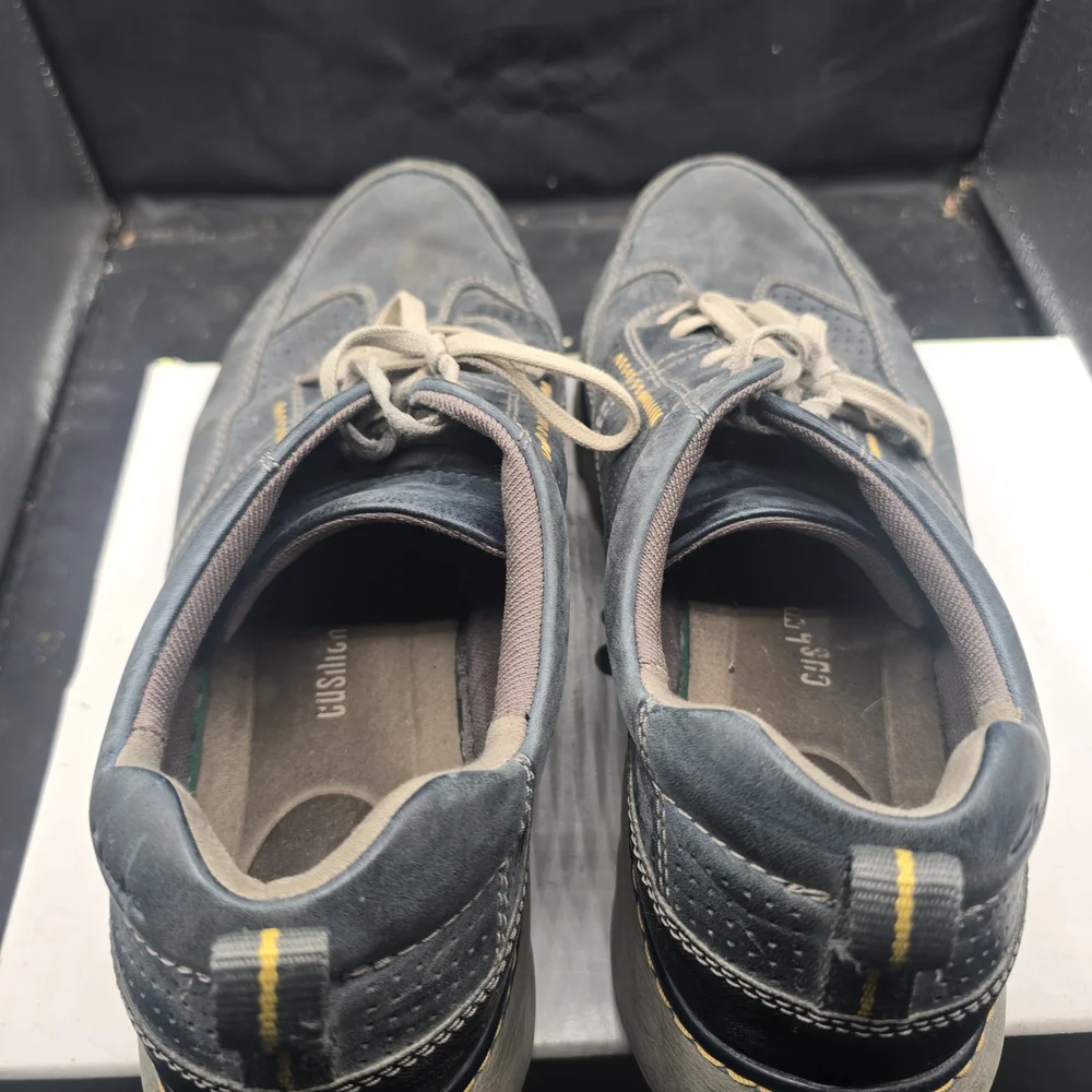 Clarks Men's Blue Lace-Up Oxfords‎